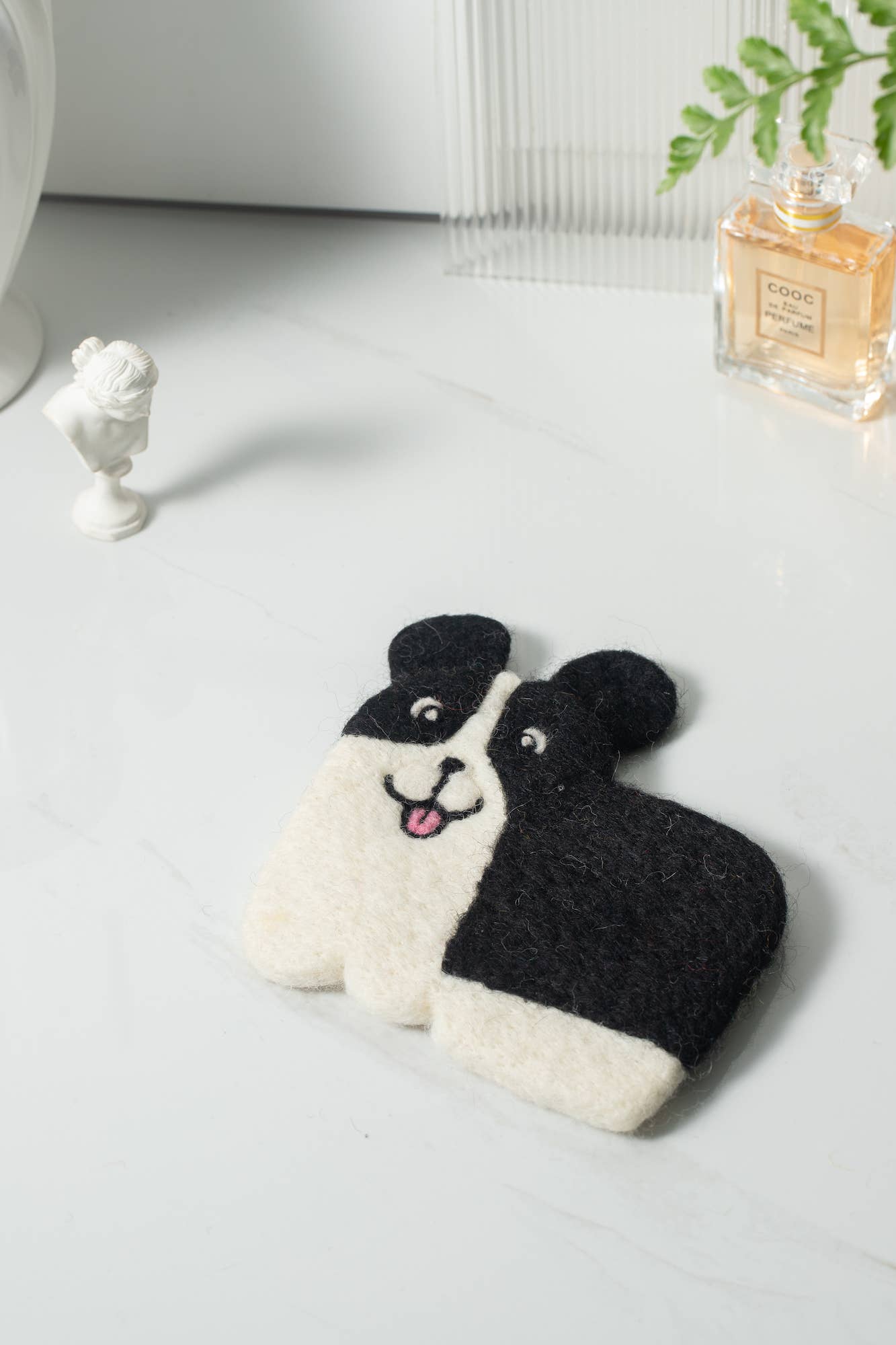 Nepal Handmade Dog Felt Coffee Cup Mug Table Mat Coasters