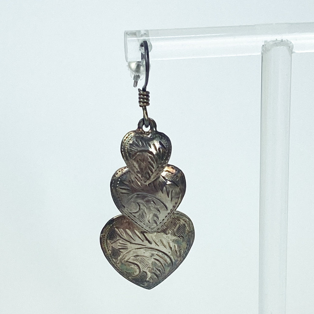 Vintage 90s Heart Dangly Earrings