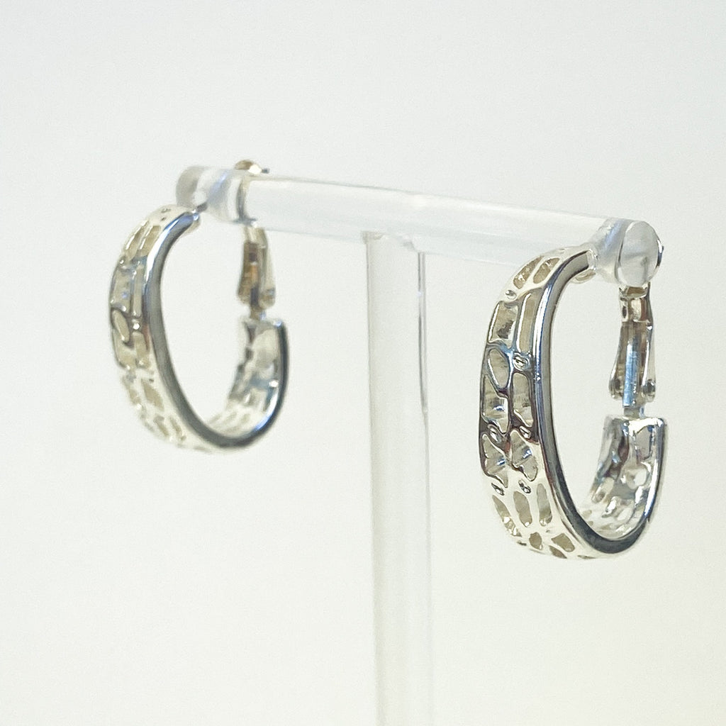 Silver Earrings Lacey Style Lightweight Silver Tone Earrings