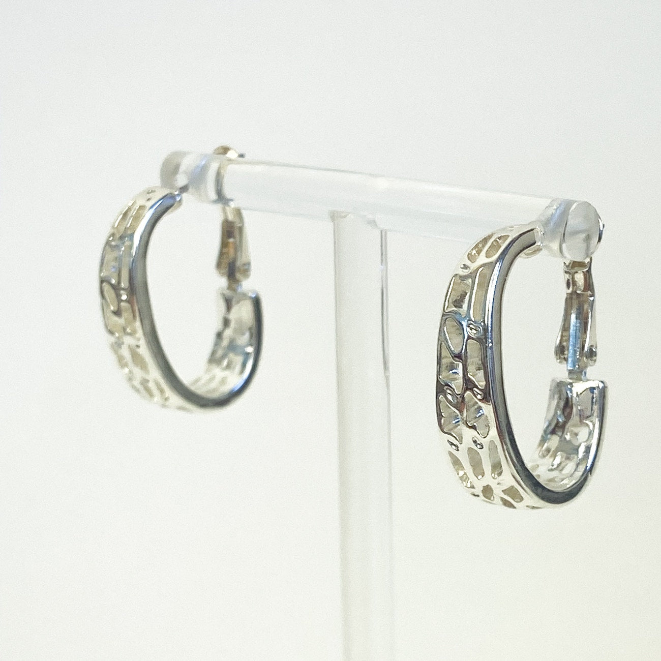 Silver Earrings Lacey Style Lightweight Silver Tone Earrings