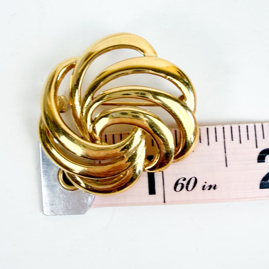 Swirl Brooch Napier Gold Tone Pin