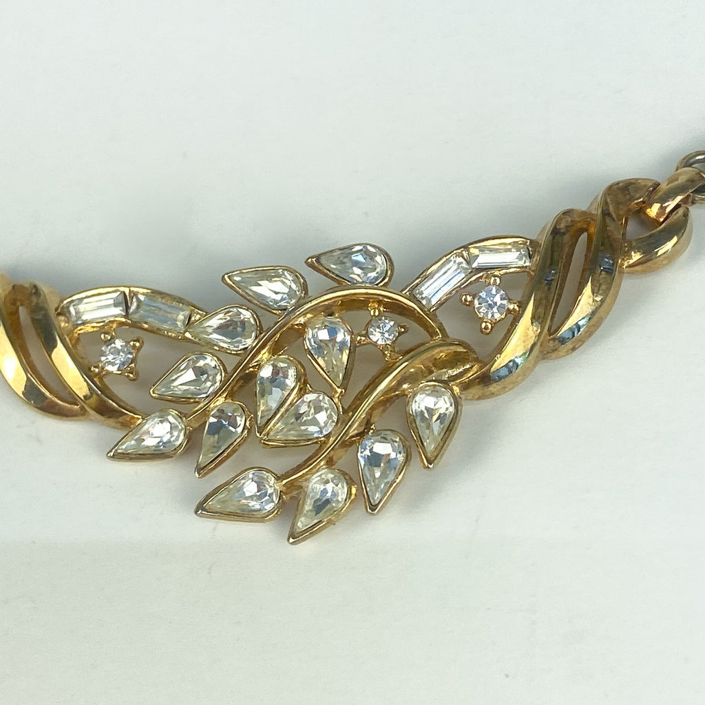 Vintage Trifari Gold Tone Rhinestone Necklace.