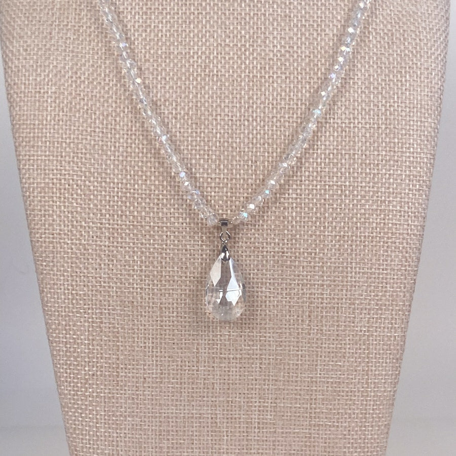 Sparkly Drop Beaded Pendant Necklace