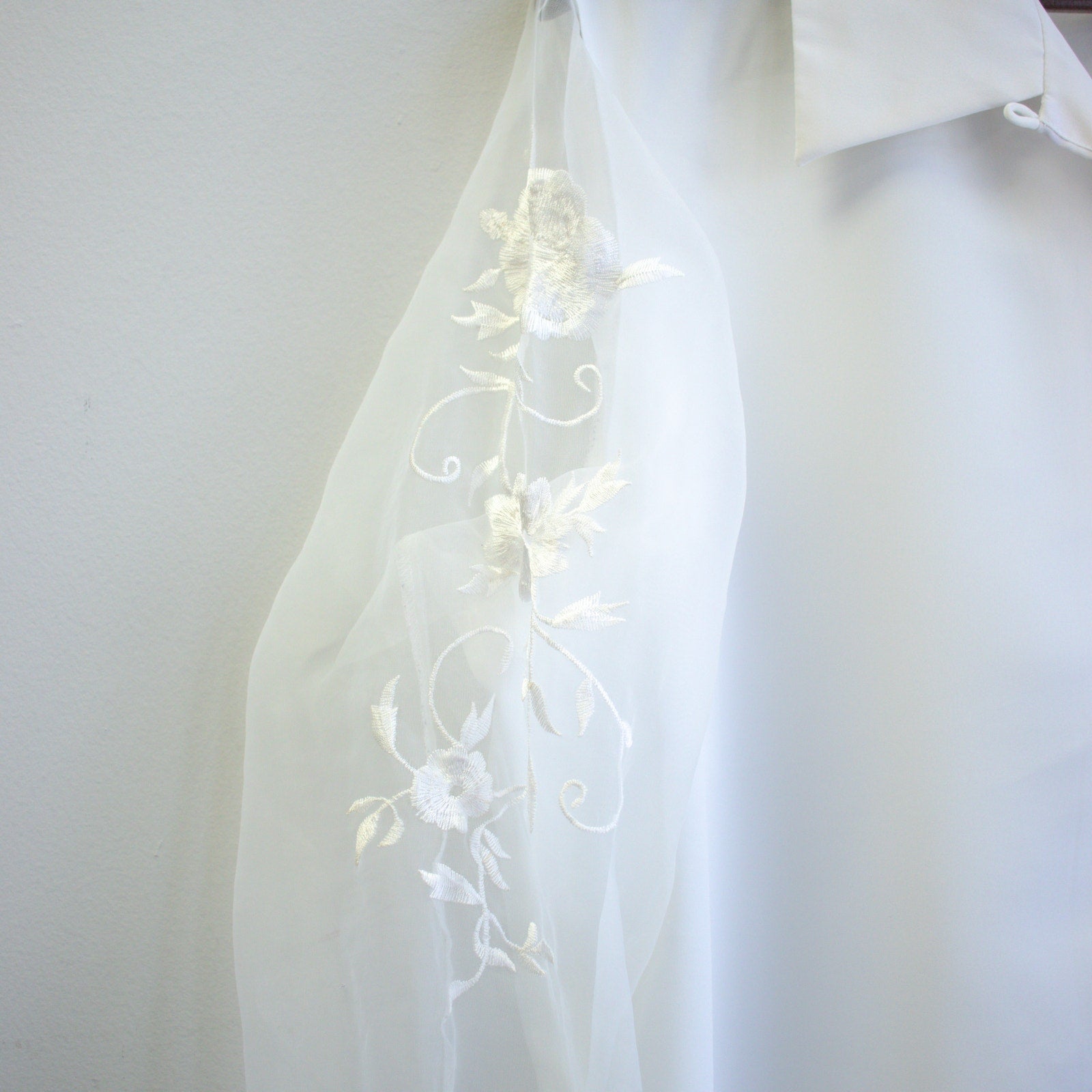 Vintage Sellecca Sheer Floral Sleeve Silky Button-up Size 16
