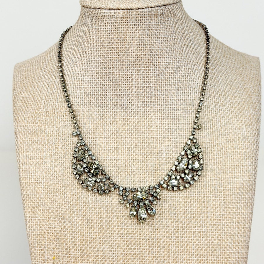 Rhinestone Bib Necklace Vintage Silvery Short Necklace