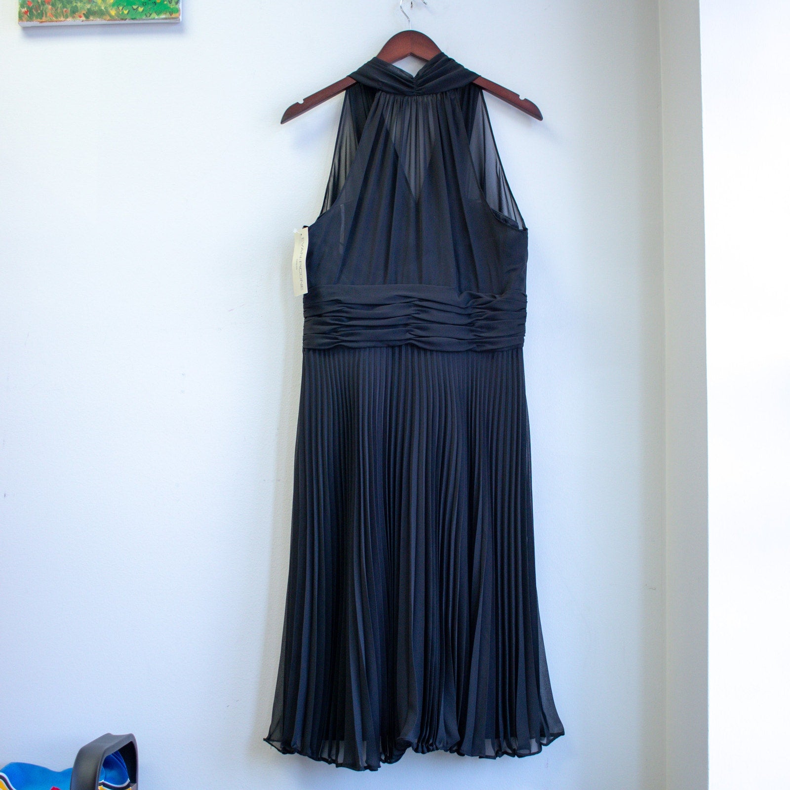 Evan Picone Black Pleaded Chiffon V-Neck Cocktail Dress Size 14 Large