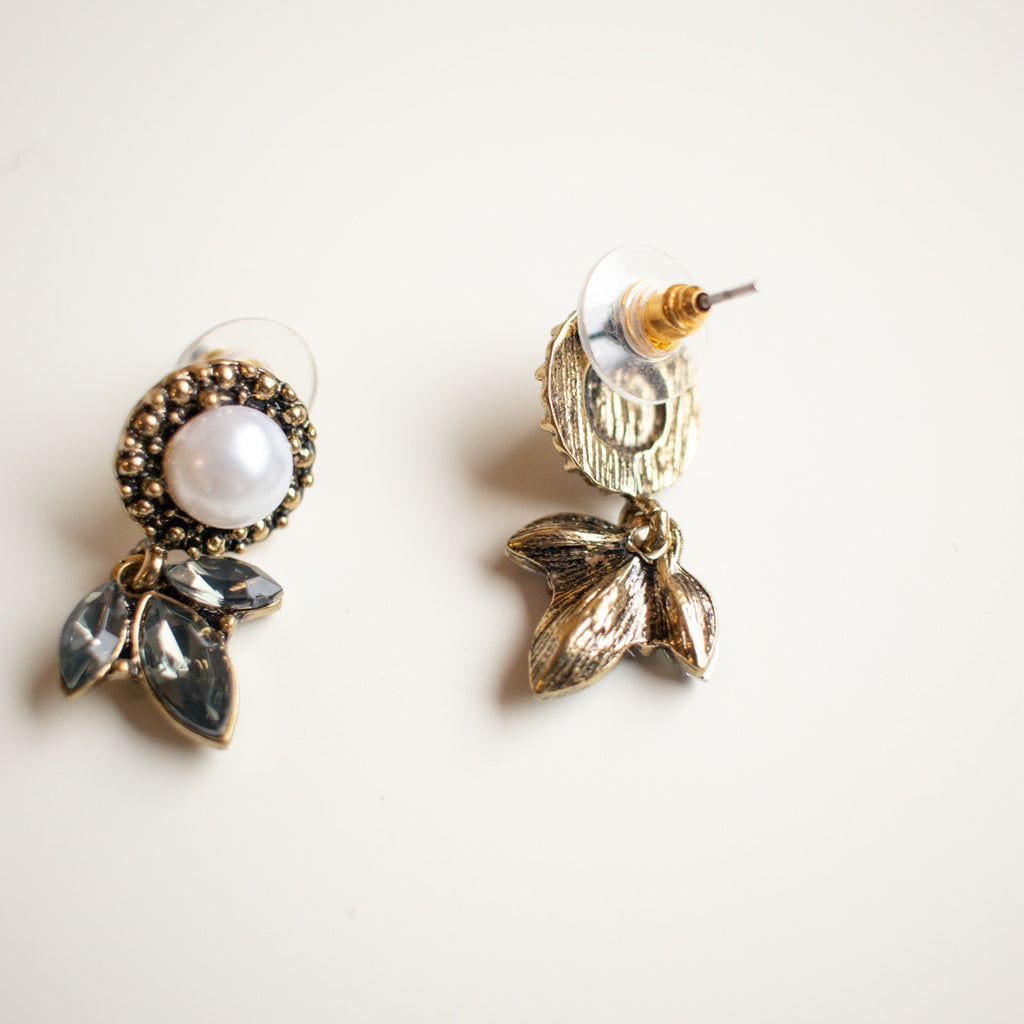 Pearl Floral Drop Earrings