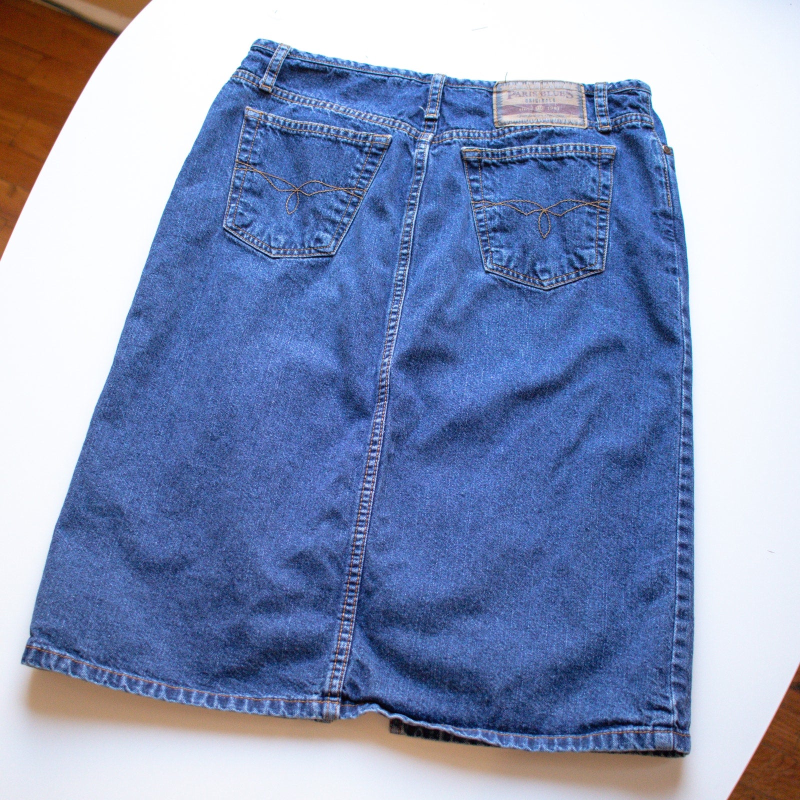 Vintage Knee Length Denim Skirt Medium Wash