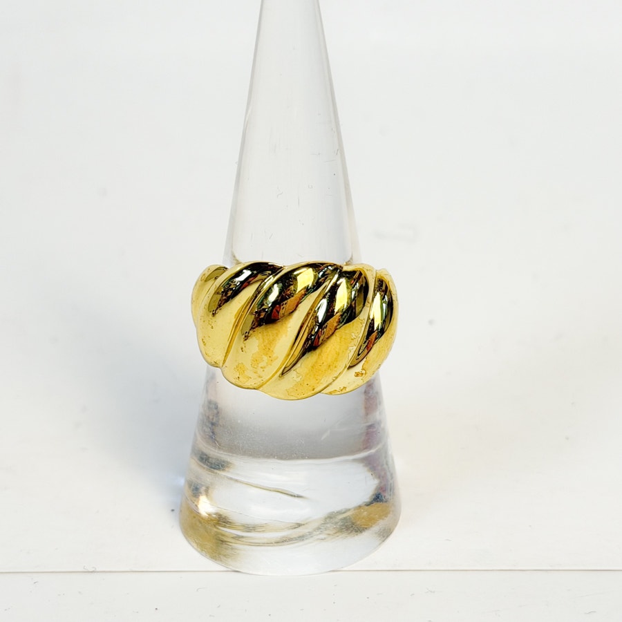 Chunky Gold Tone Ring Size 9