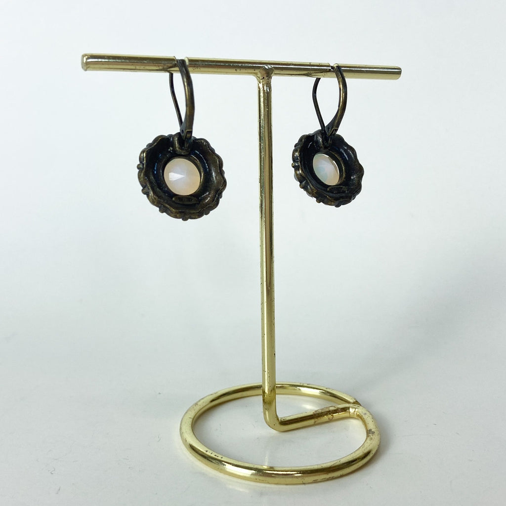 Avon 2008 Leverback Earrings New in Box