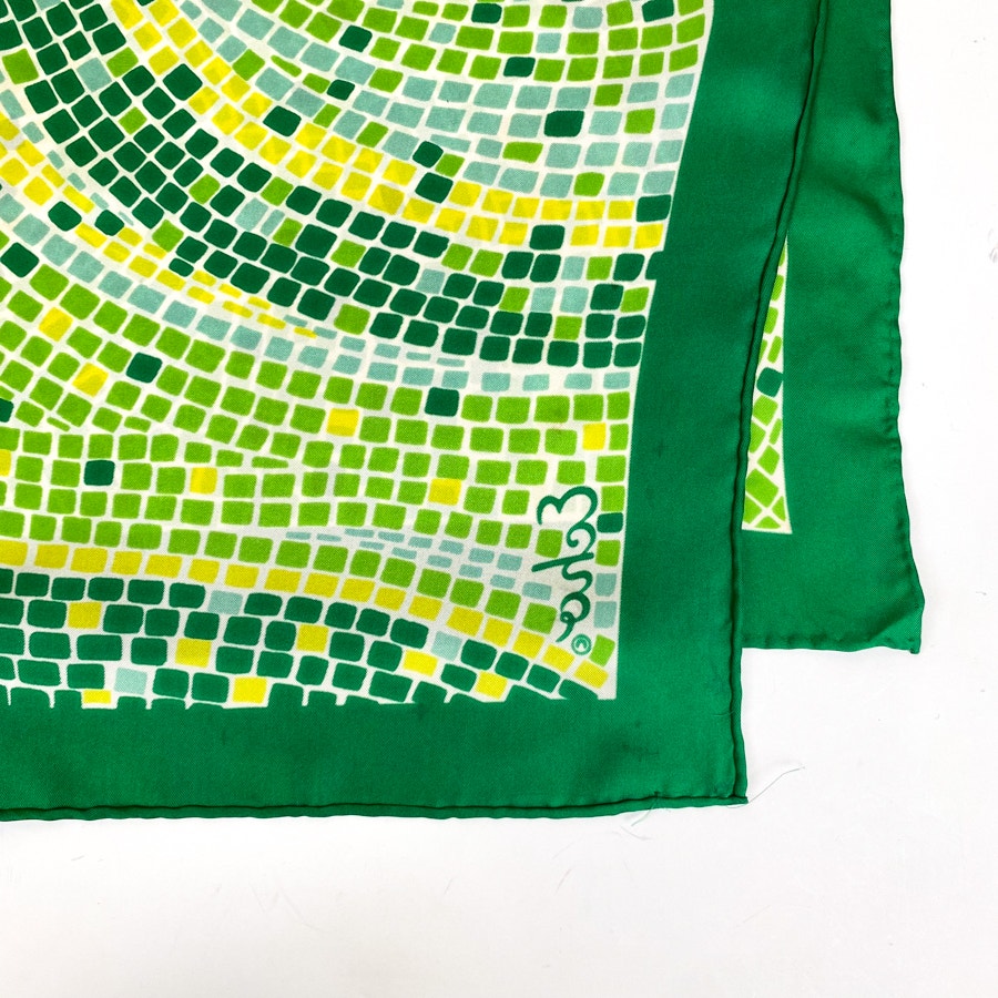 Green Mosaic Print Echo Scarf