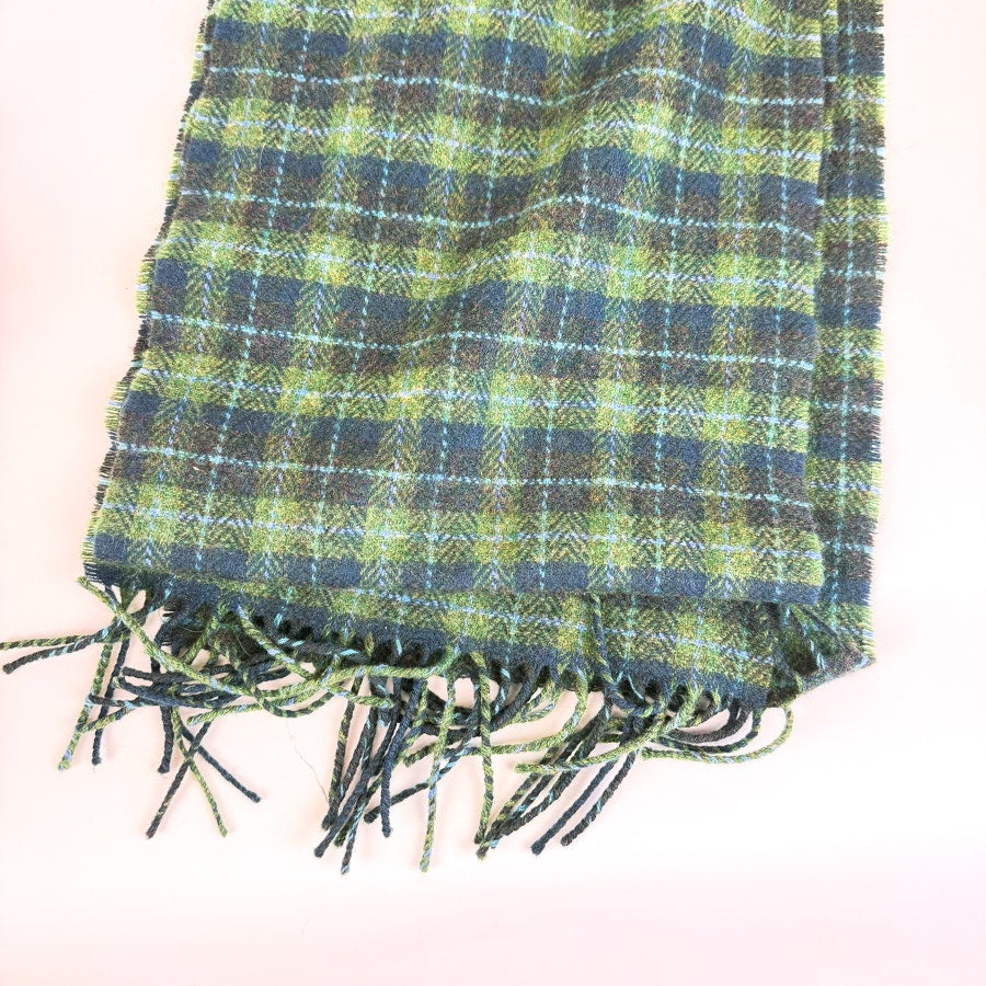 100% Lambswool Made in Ireland Green Plaid Wool Fringe Rectangle Scarf Long