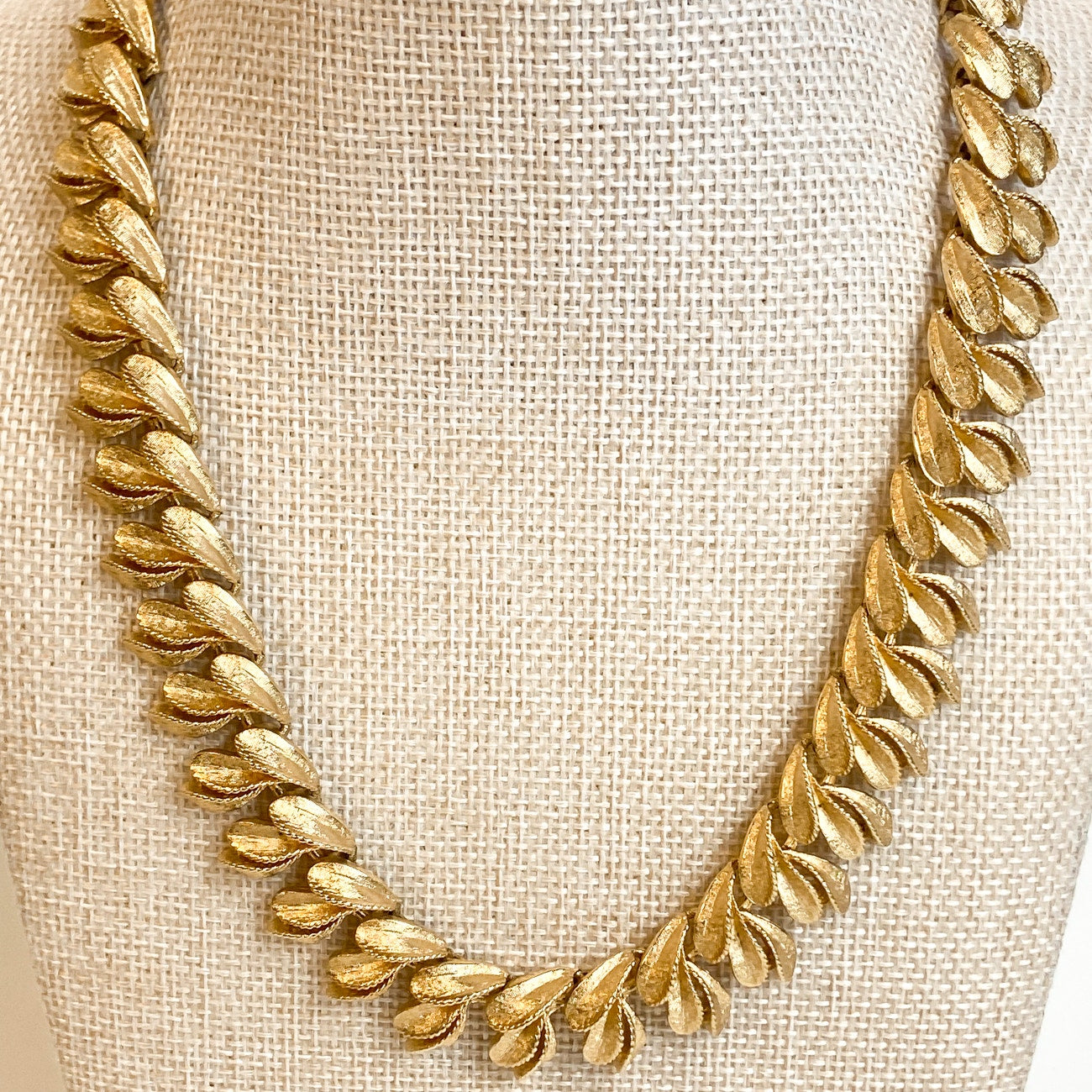Francois Vintage Necklace Bracelet Set Matching Gold Tone Costume Jewelry