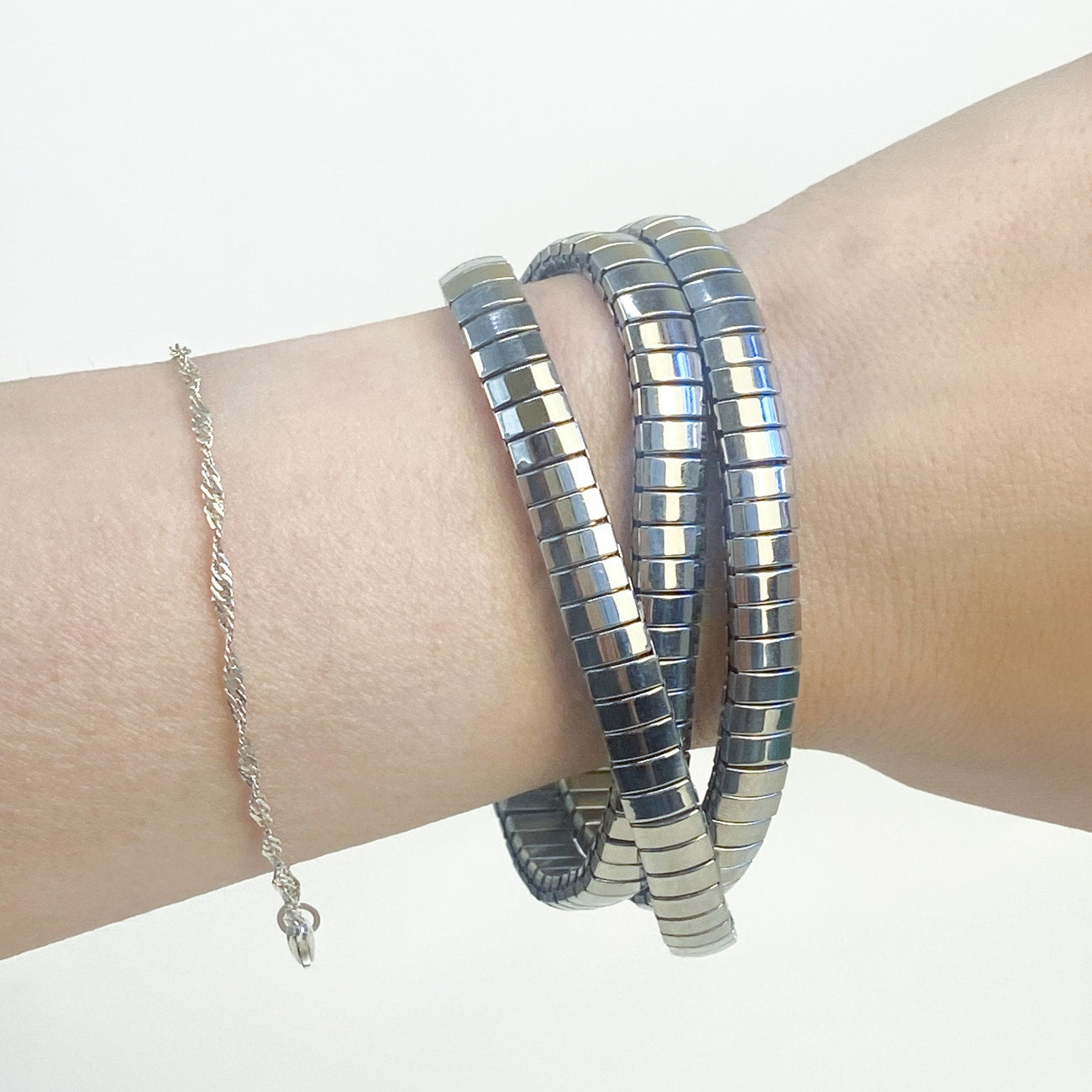 Silver Tone Expansion Band Bracelet