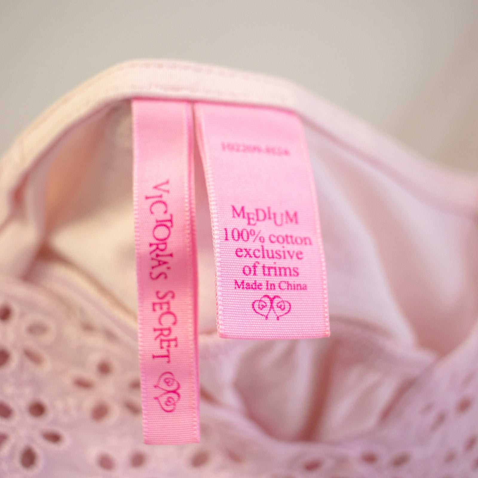 Victoria's Secret Light Pink Eyelit Top Knighty Size Medium