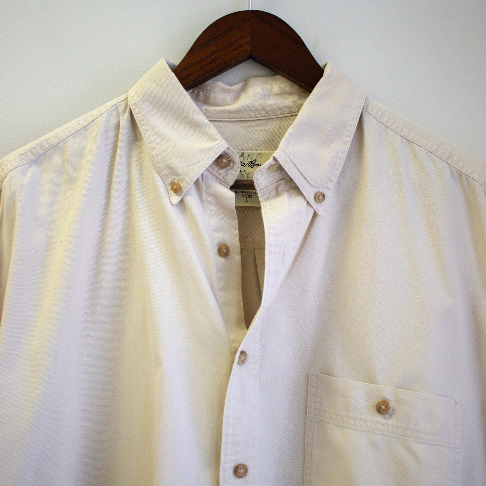 Eddie Bauer Khaki Short Sleeve Button-down Size Large