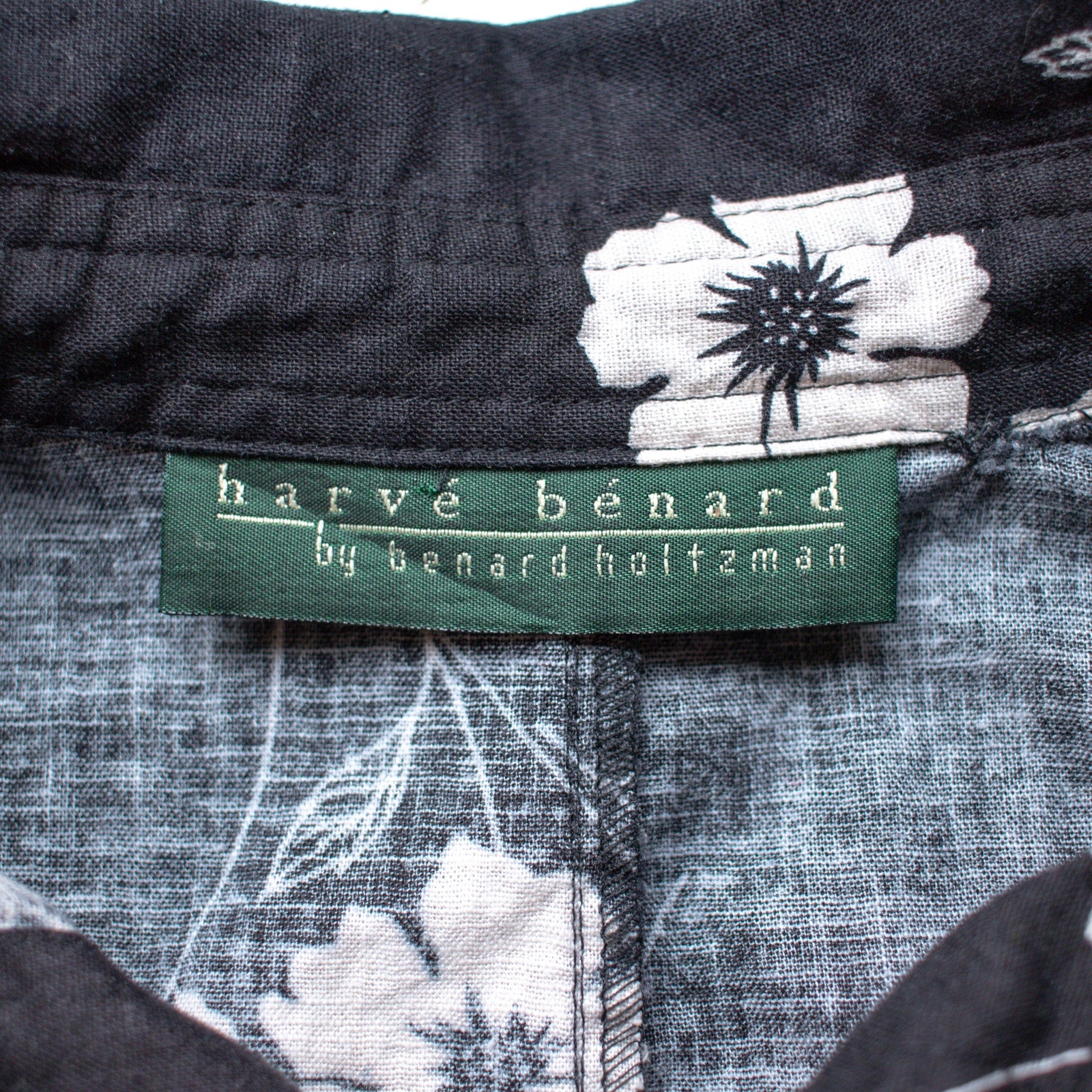 Black Floral Summery Button Up Harve Benard Size 3X