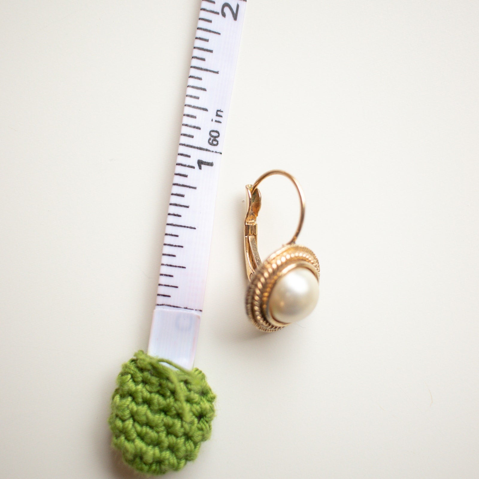 Gold Tone Leverback Pearl Style Earrings