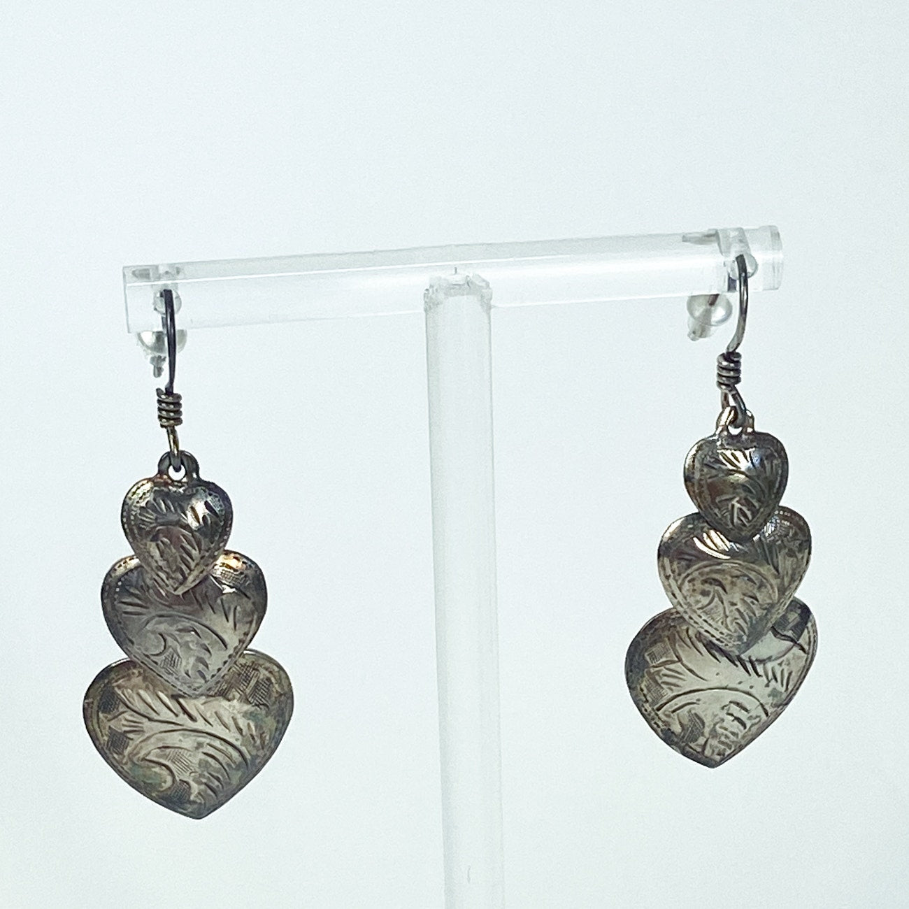 Vintage 90s Heart Dangly Earrings