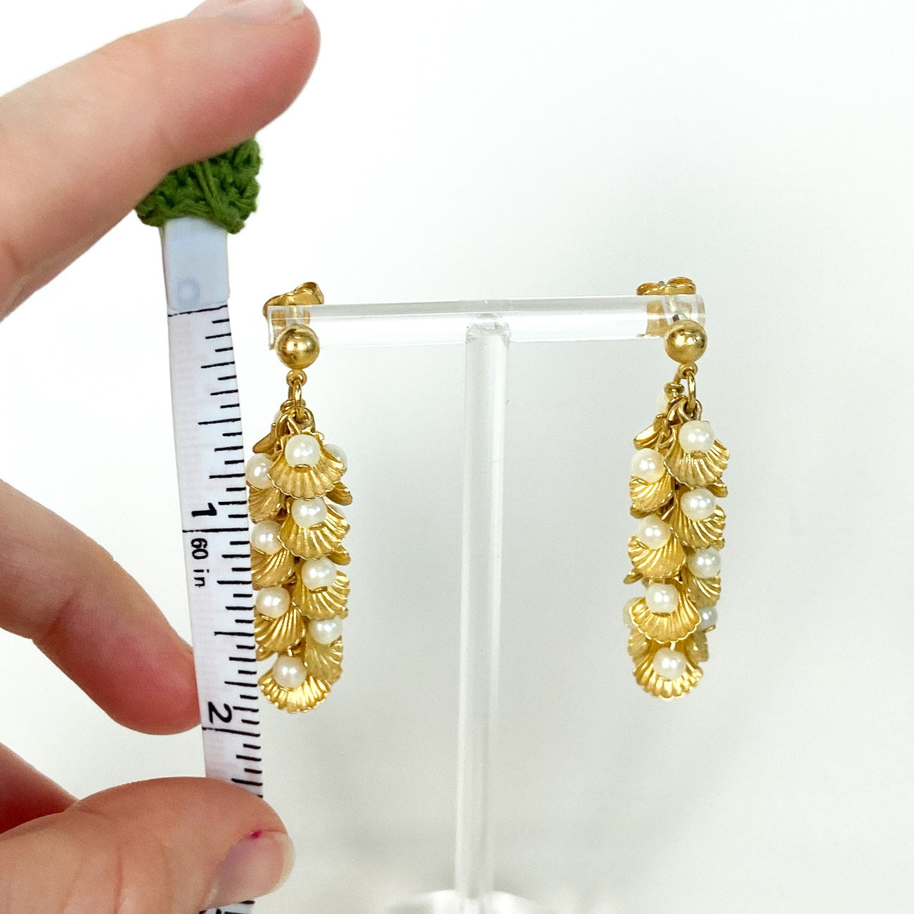 Vintage Avon Gold Tone Mermaid Earrings