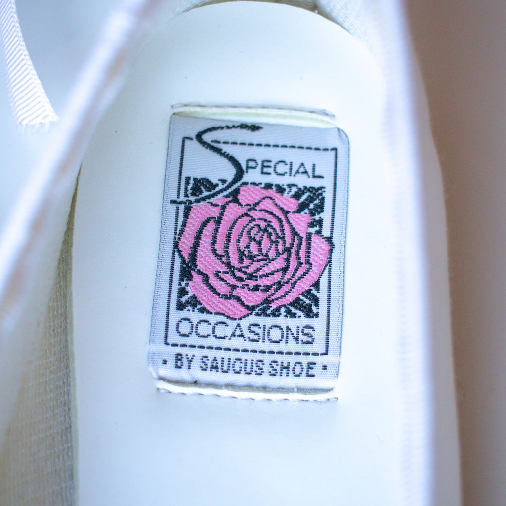 Special Occasions by Saugus Shoe Satin White Ballet Shoes Size 8W