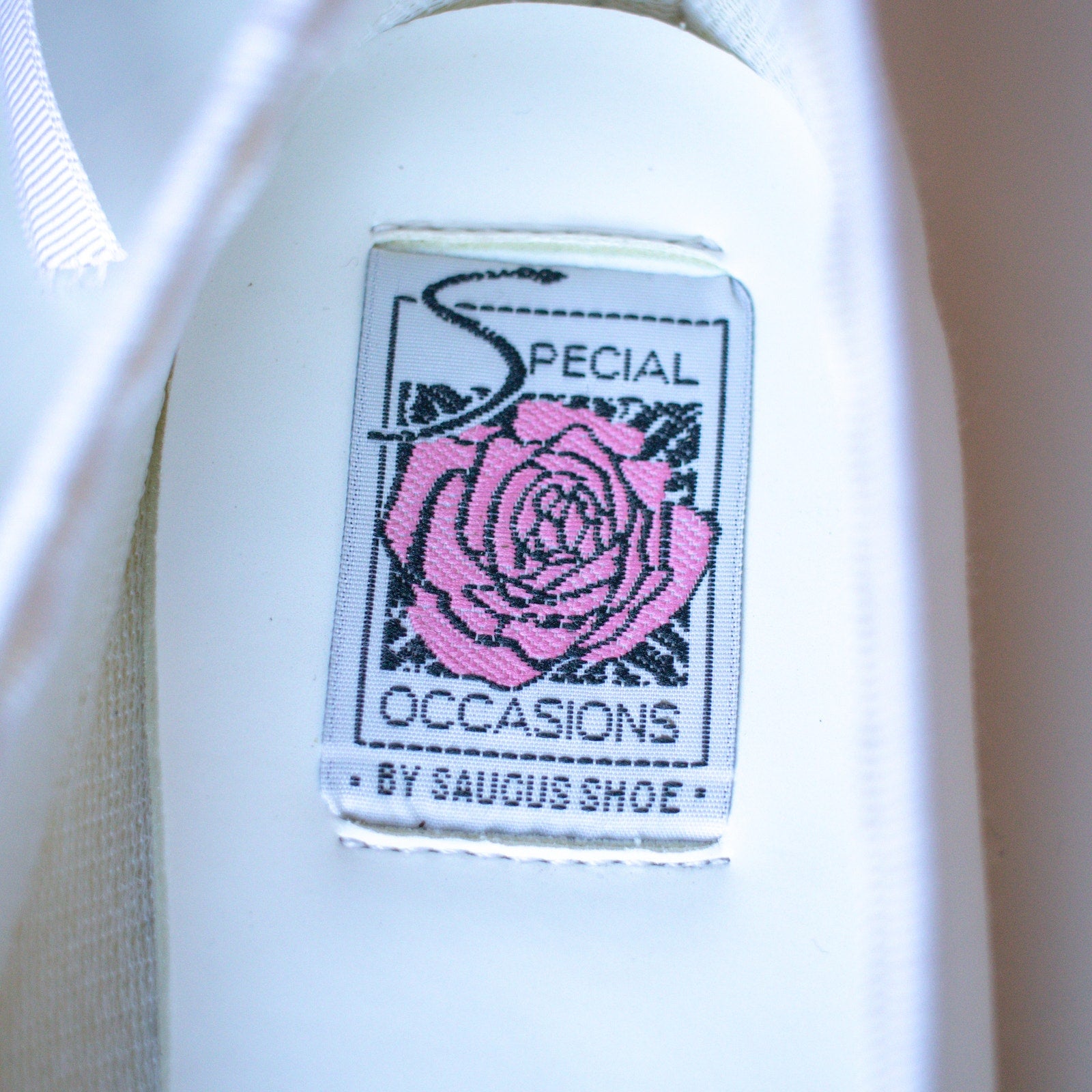 Special Occasions by Saugus Shoe Satin White Ballet Shoes Size 8W