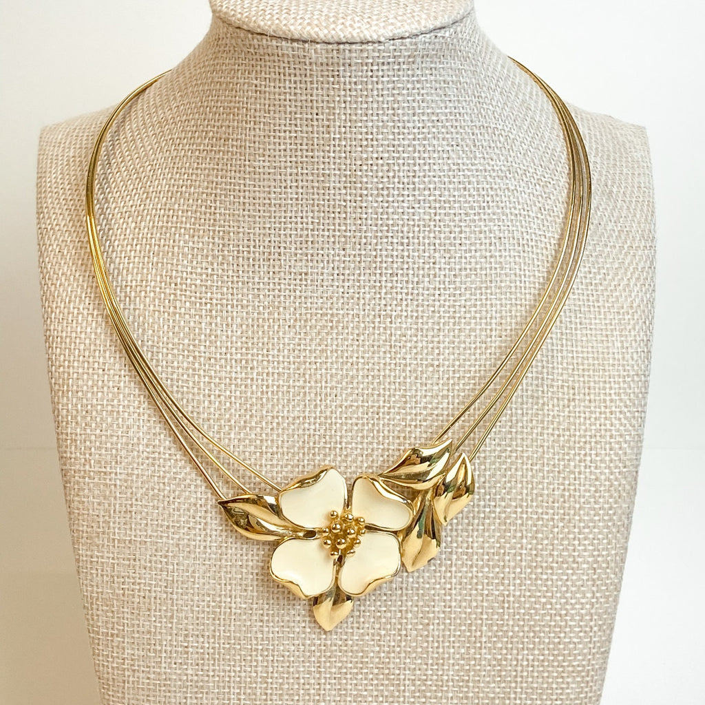 Trifari Cream Floral Collar Necklace Gold Tone MCM Torque Dogwood Design