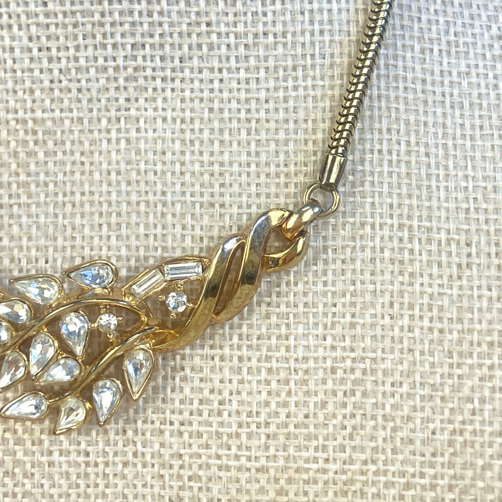 Vintage Trifari Gold Tone Rhinestone Necklace.