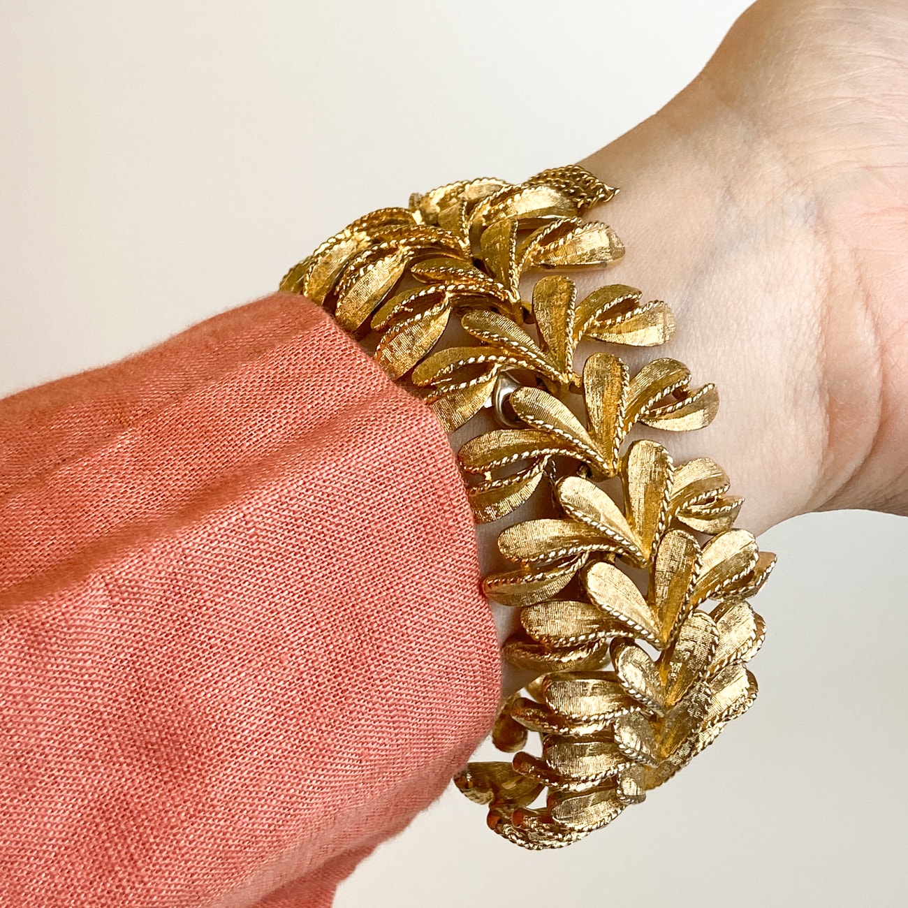 Francois Vintage Necklace Bracelet Set Matching Gold Tone Costume Jewelry