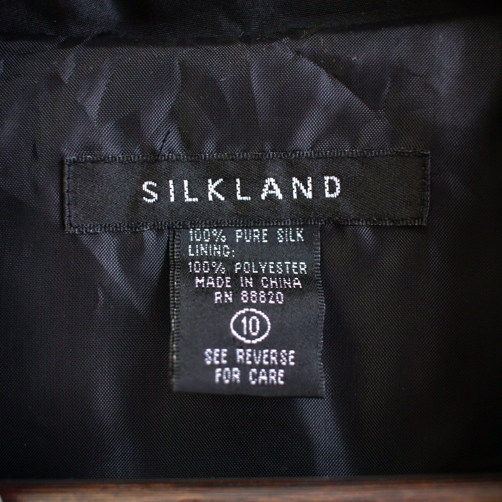 Vintage Silkland Black and White Polka-Dot Silk Sleeveless Top Size 10