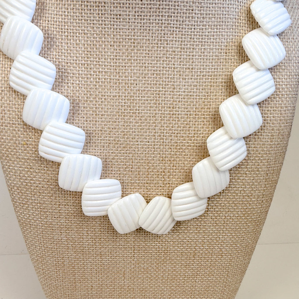Vintage White Etched Lucite Overlapping Sliding Squares 18" Necklace