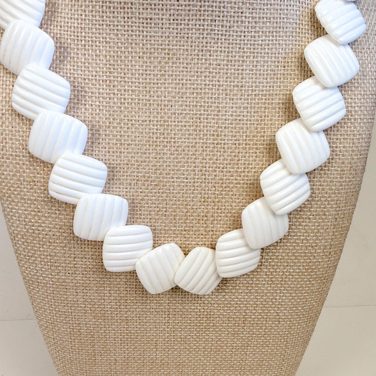 Vintage White Etched Lucite Overlapping Sliding Squares 18" Necklace