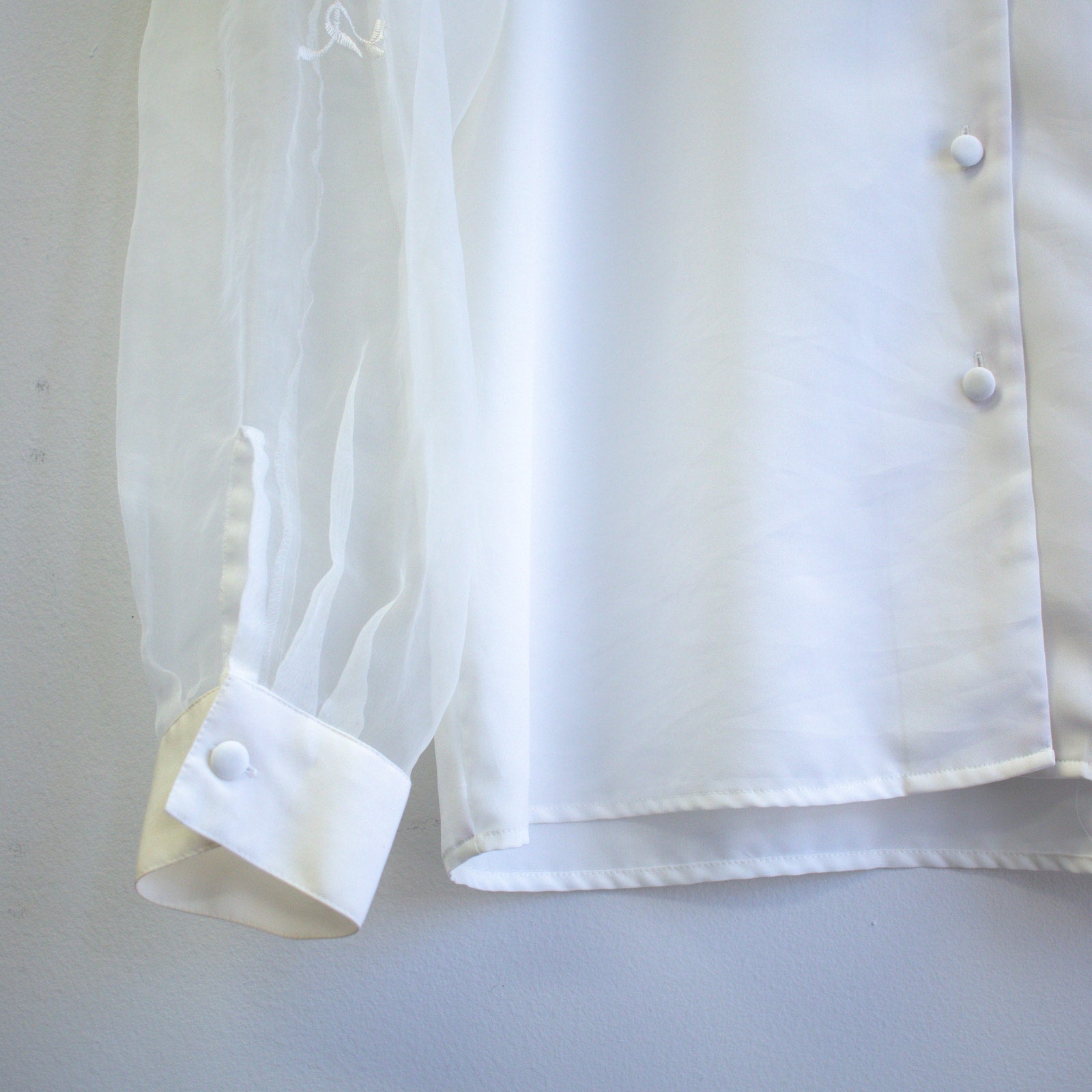 Vintage Sellecca Sheer Floral Sleeve Silky Button-up Size 16