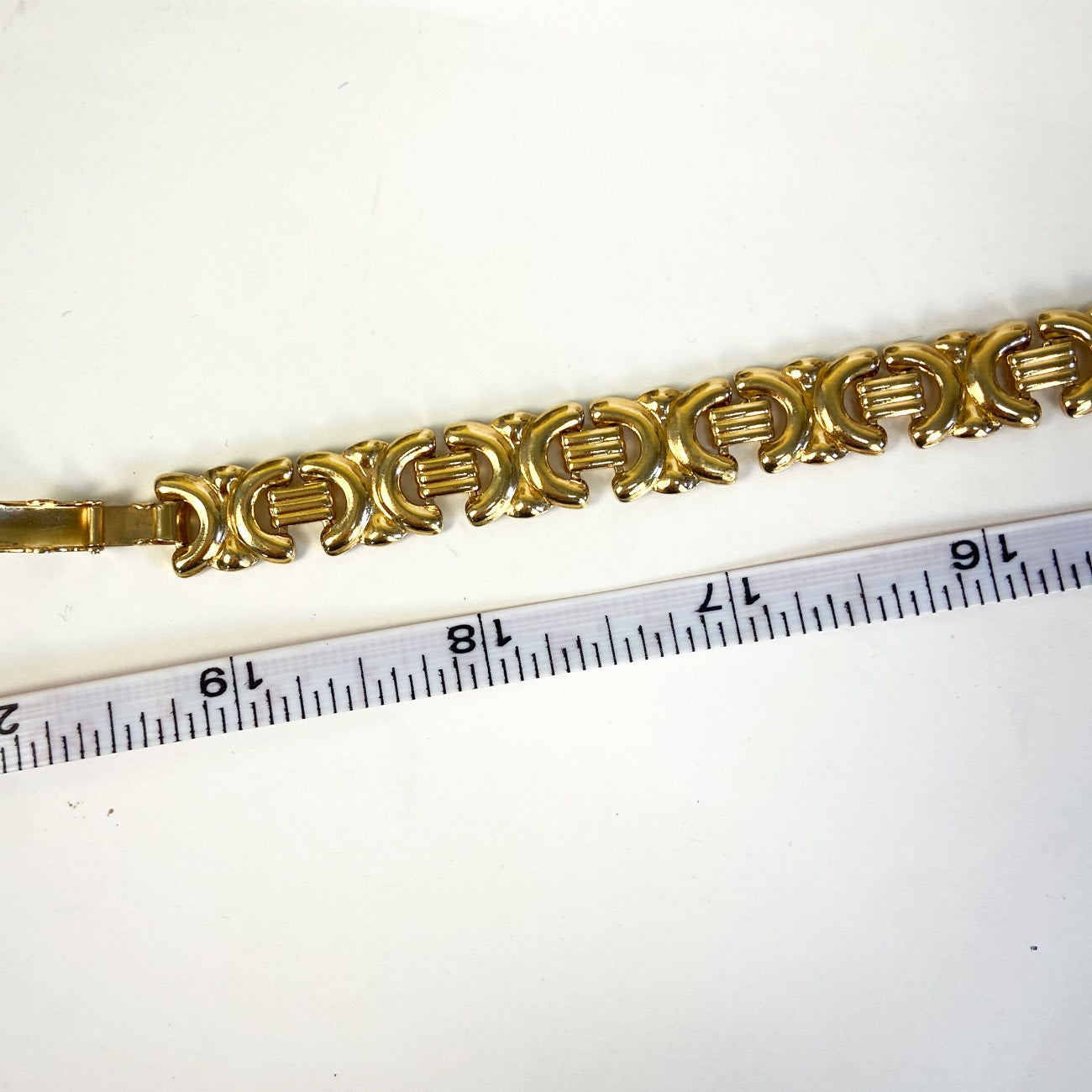 Gold Tone Wide Chain Necklace Vintage 90s