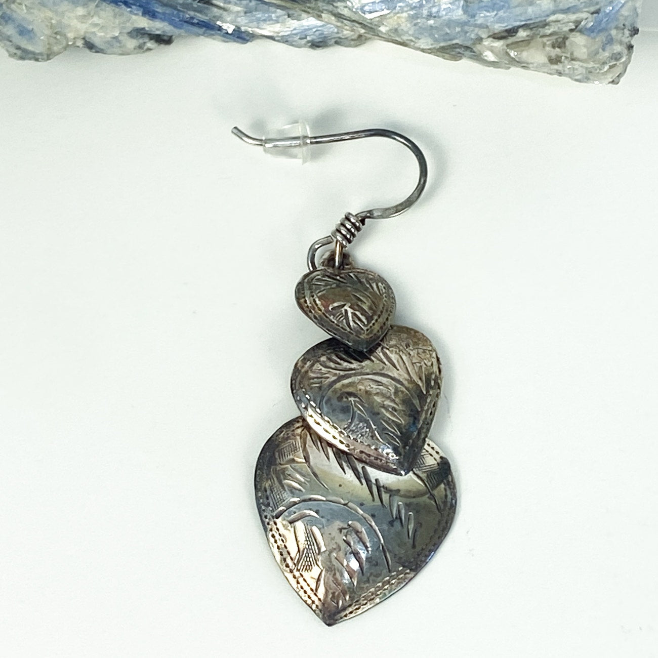 Vintage 90s Heart Dangly Earrings