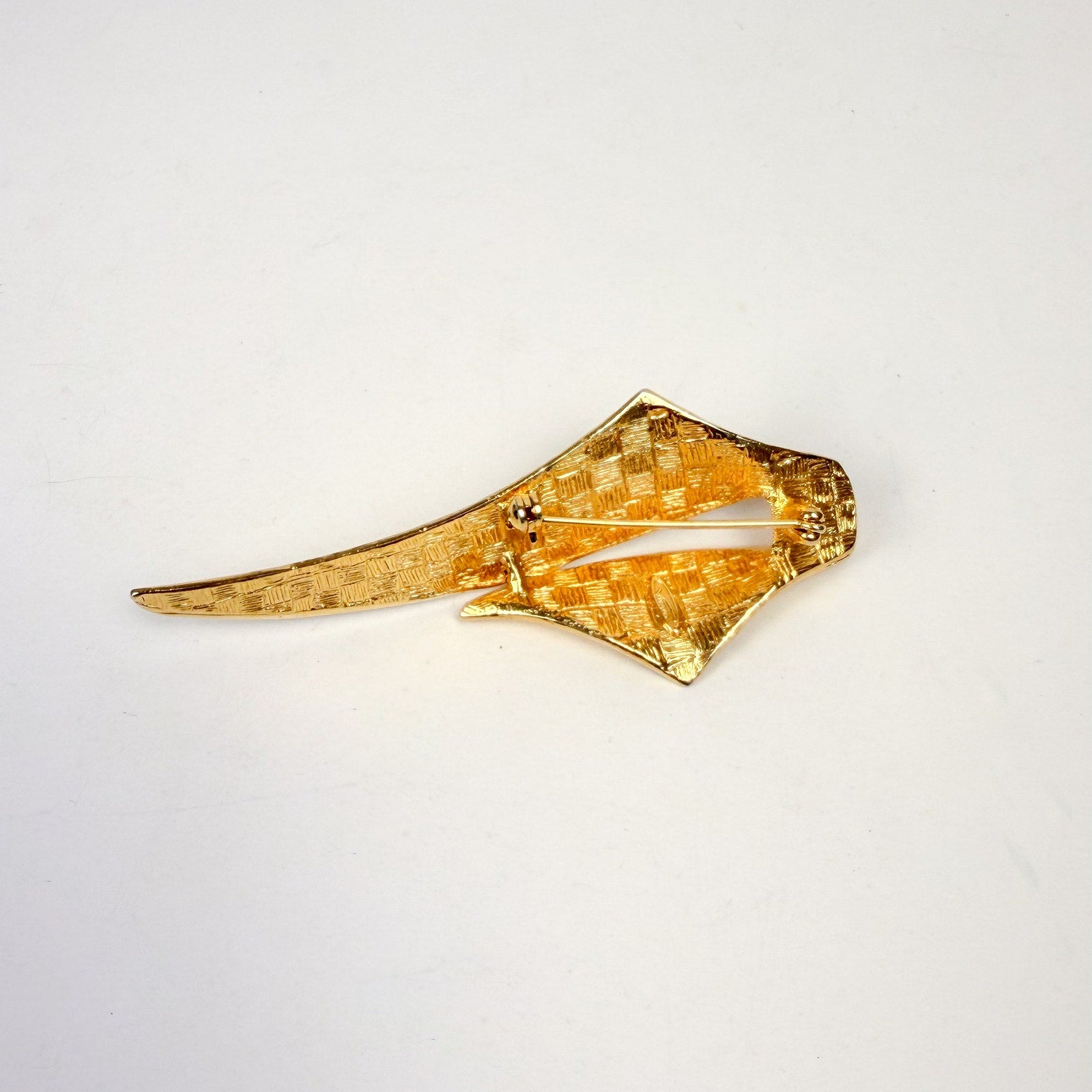 Golden Vittorio Brooch