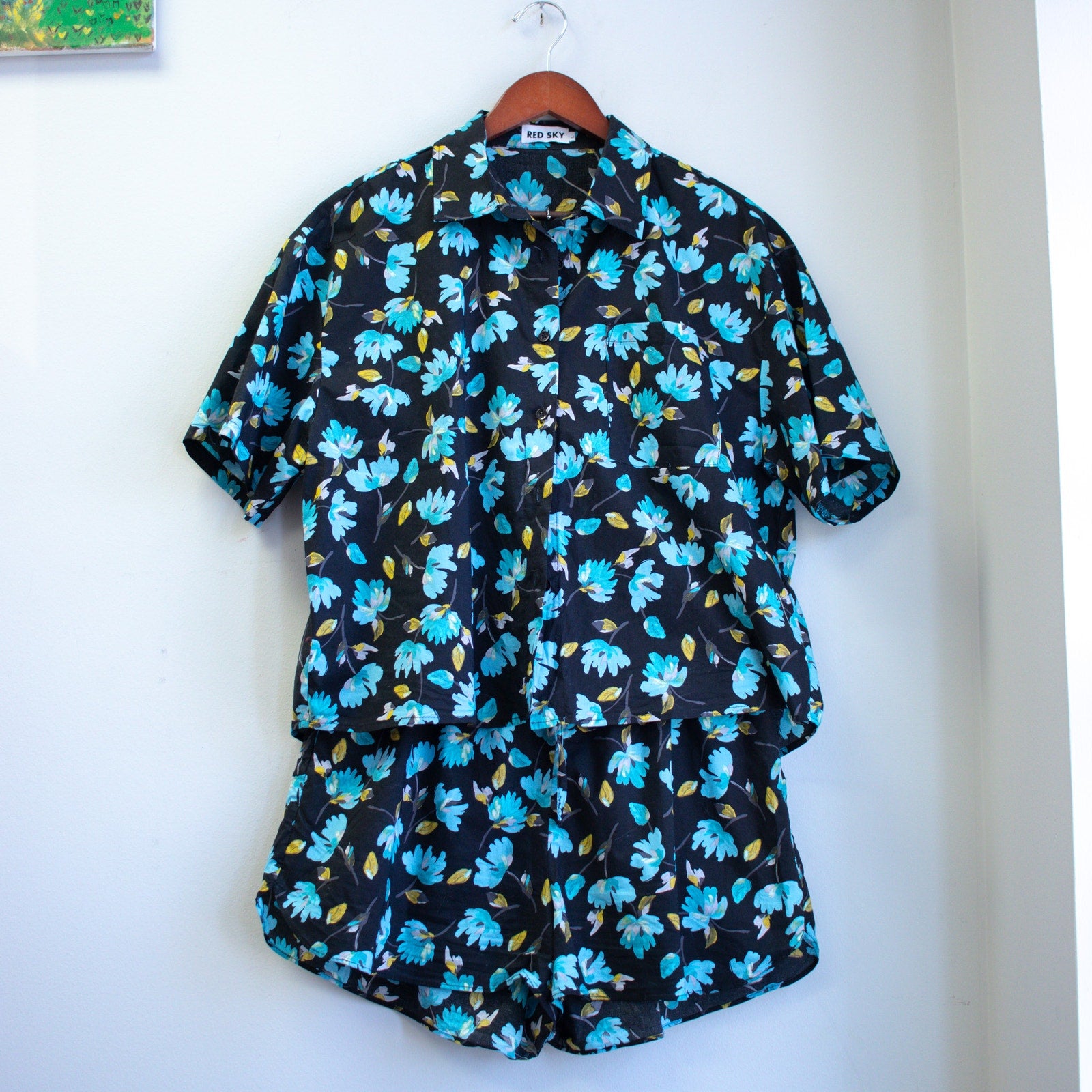 Red Sky Black Floral Shirt and Shorts Matching Set Size XL