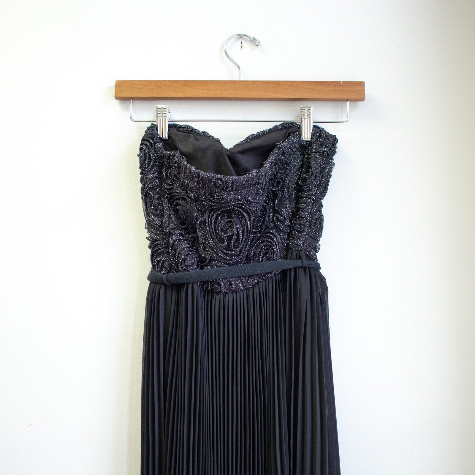 Janice Black Strapless Rosette Top Crepe Skirt Tie Waist Dress Size Small