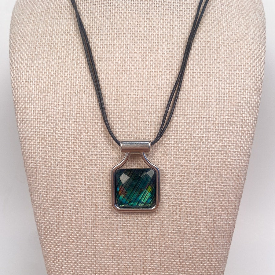 90s Style Cord Necklace Green Bead