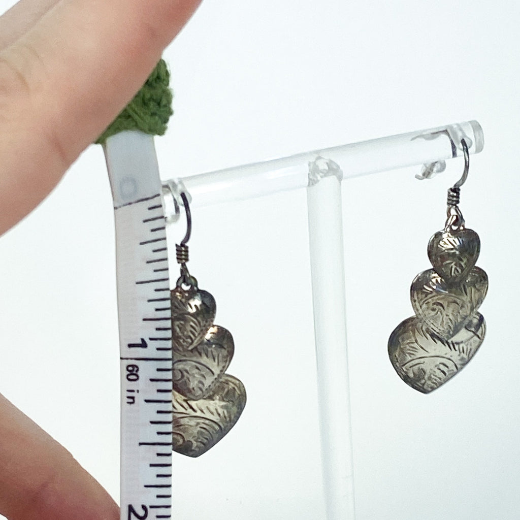 Vintage 90s Heart Dangly Earrings