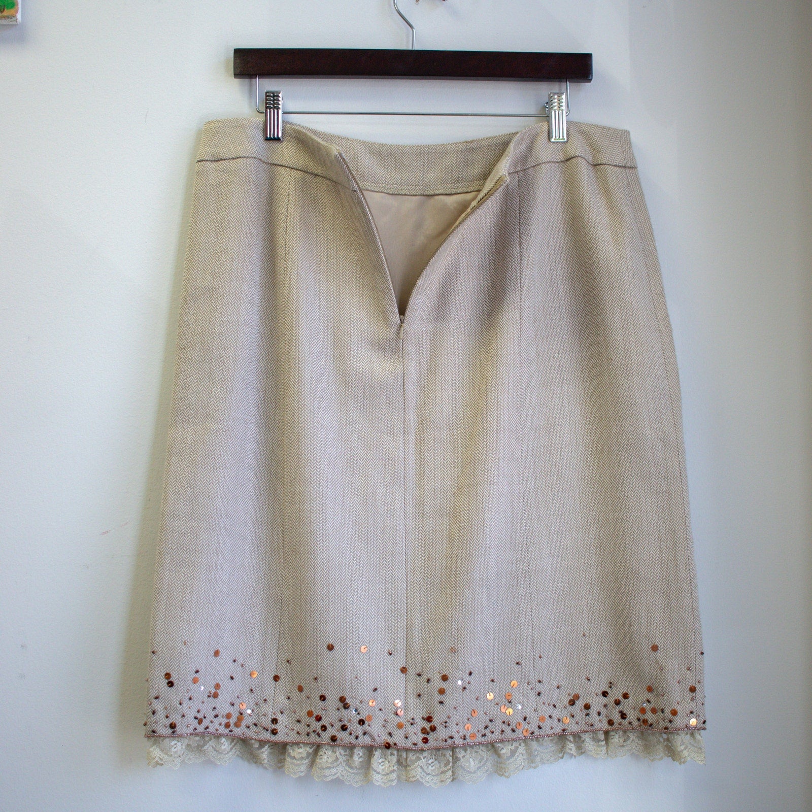 Mac & Jac Vintage Floral and Lace Accented Skirt Size 12