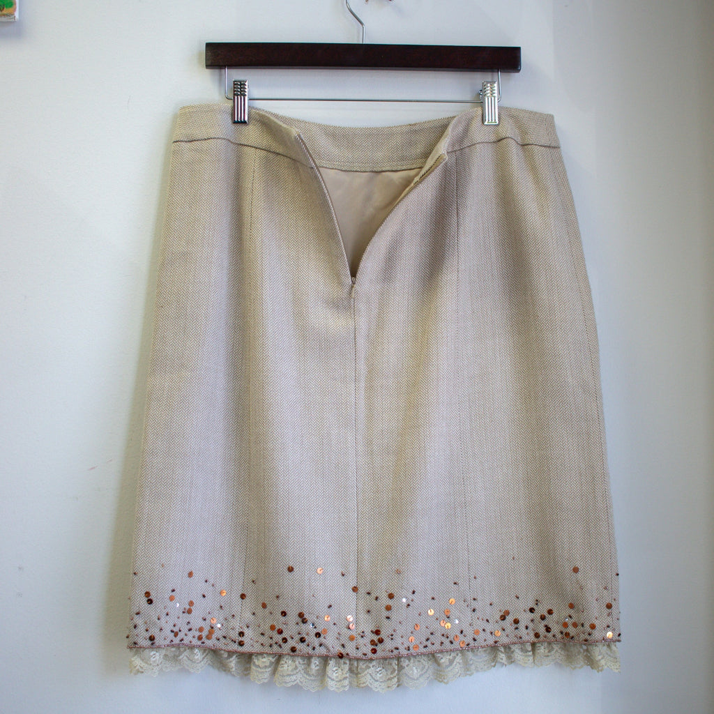 Skirt with Lace Trim Size 12