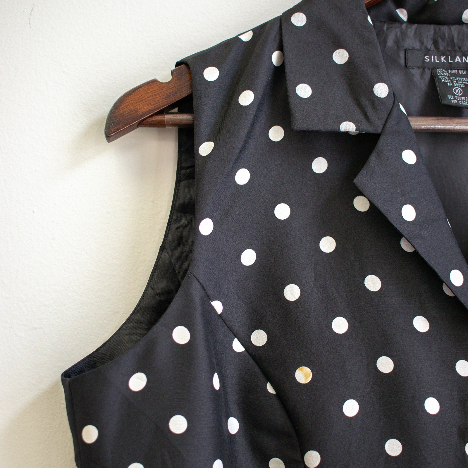 Vintage Silkland Black and White Polka-Dot Silk Sleeveless Top Size 10