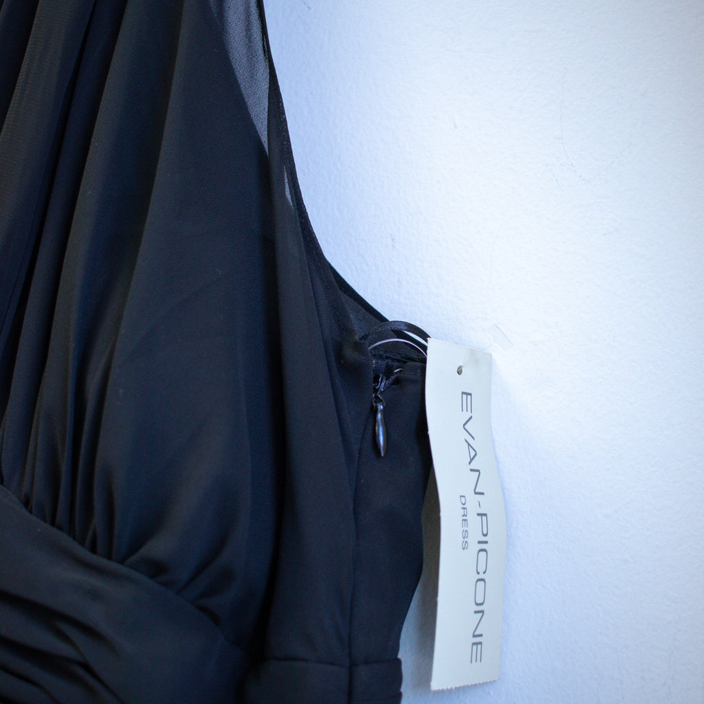 Evan Picone Black Pleaded Chiffon V-Neck Cocktail Dress Size 14 Large