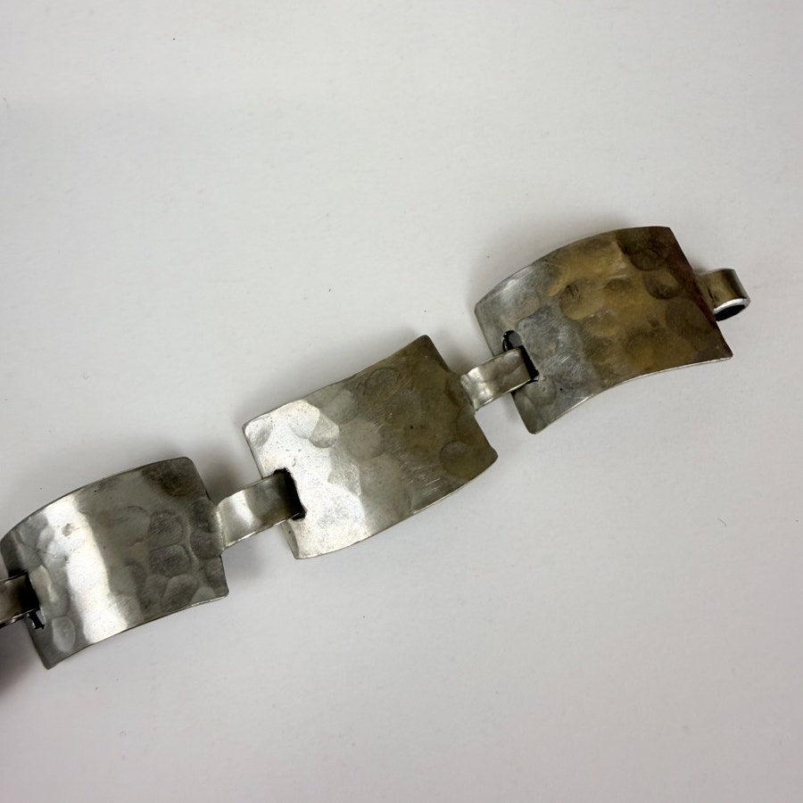 Silvery Lightweight Bracelet