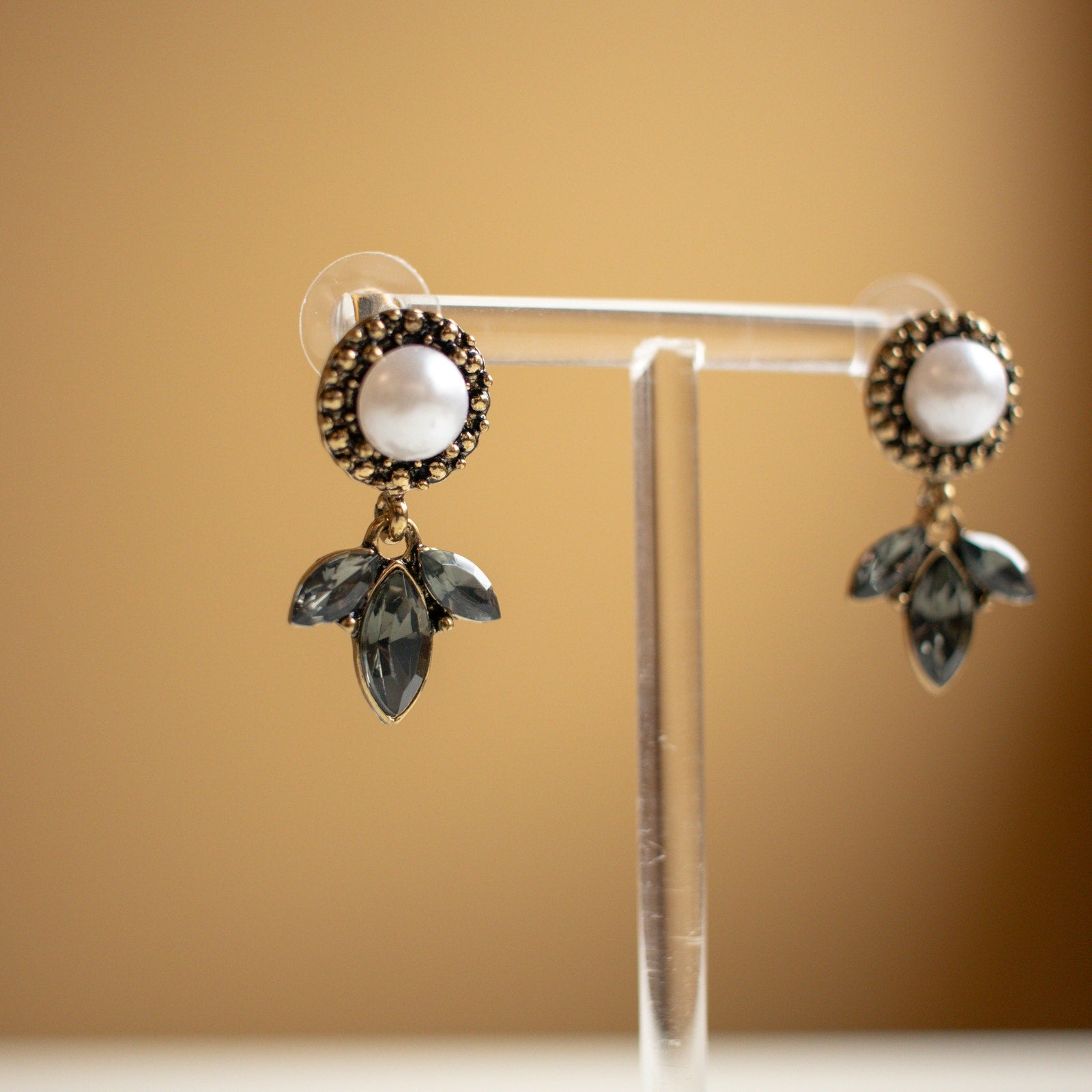 Pearl Floral Drop Earrings