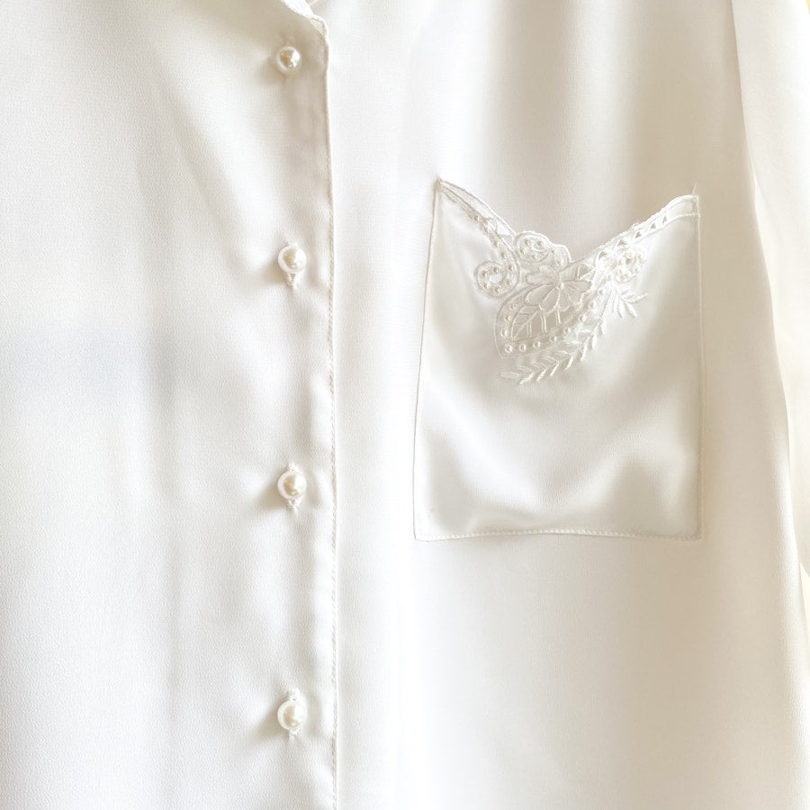 Lacey Button Down Vintage White Size 12