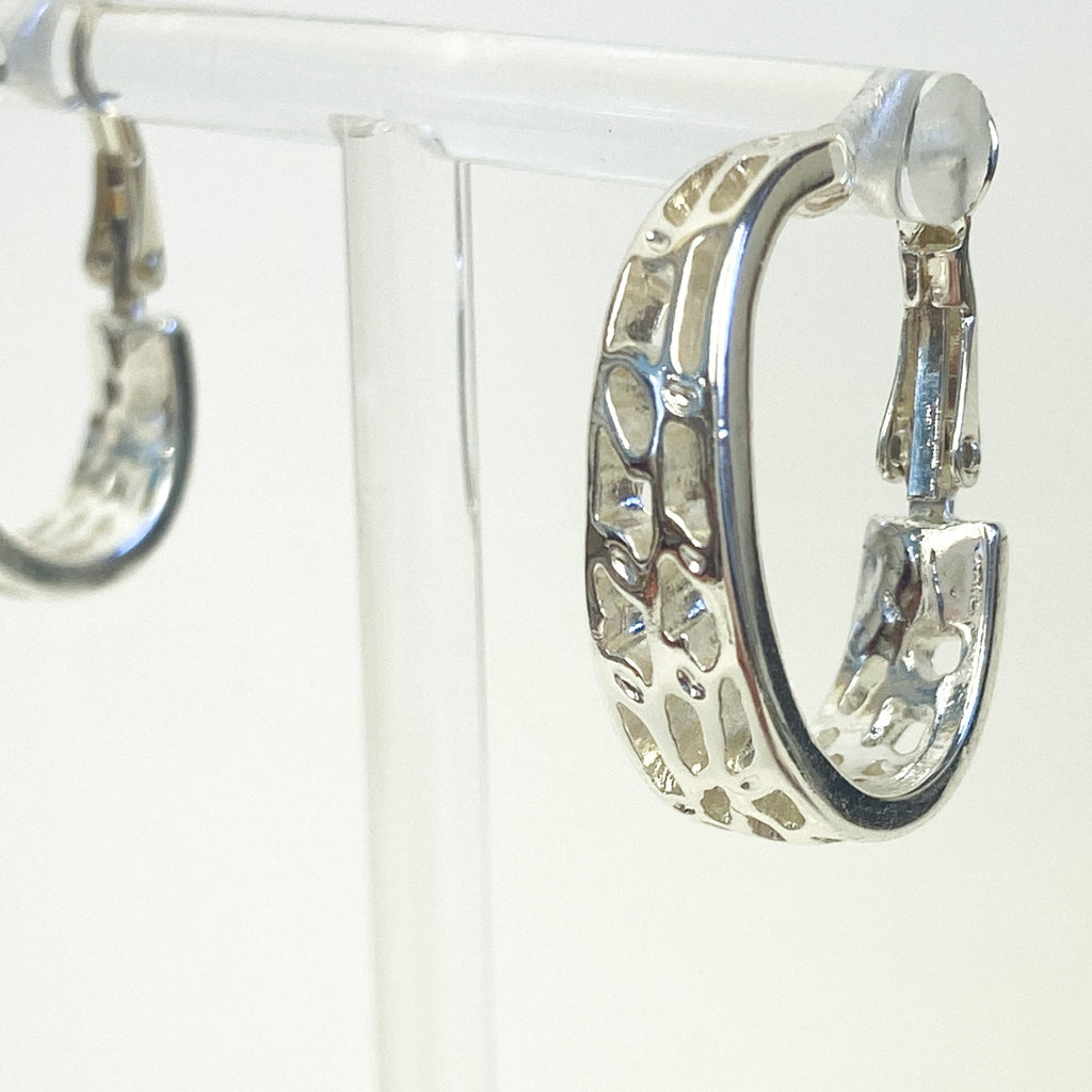 Silver Earrings Lacey Style Lightweight Silver Tone Earrings