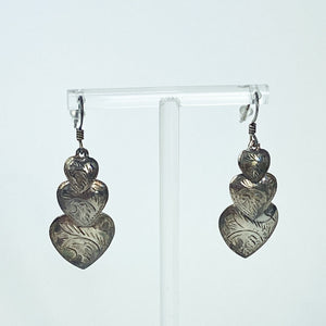 Vintage 90s Heart Dangly Earrings