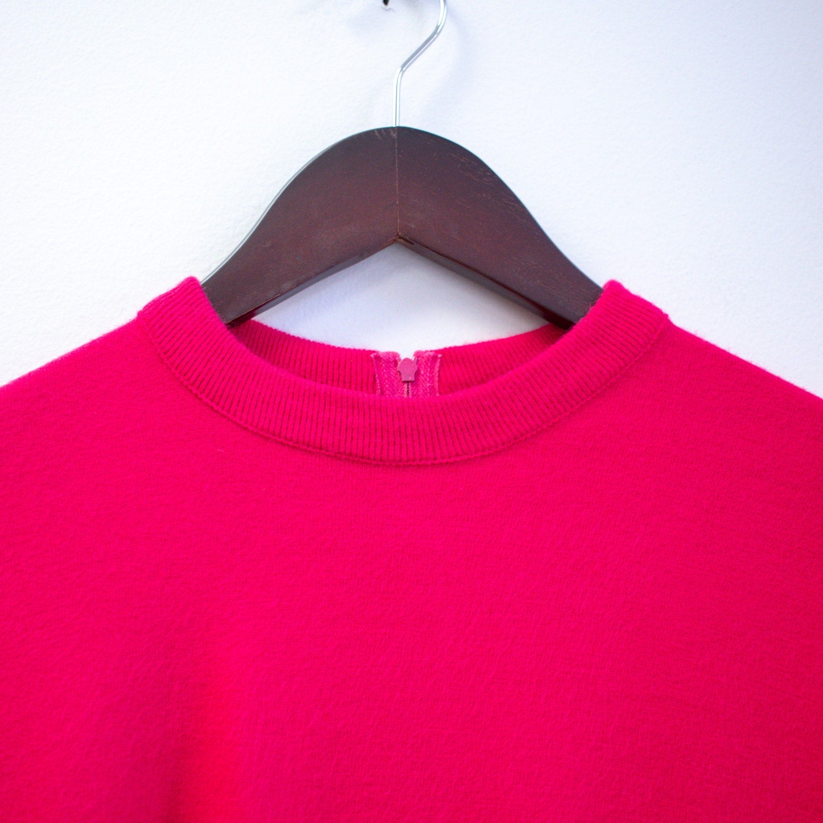 Vintage 80s Hot Pink Sweater Size XS